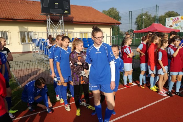 Turniej piłki nożnej dziewcząt i chłopców o Puchar Dyrektora Szkoły Podstawowej w Nowym Stawie [AKTUALIZACJA]