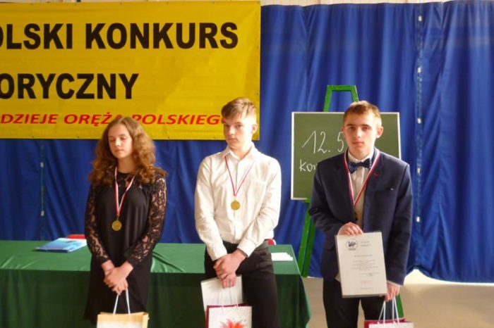  Mateusz Jędrzejewski finalista wojewódzki XXIV Ogólnopolskiego Konkursu Historycznego „Losy żołnierza i dzieje oręża polskiego…”