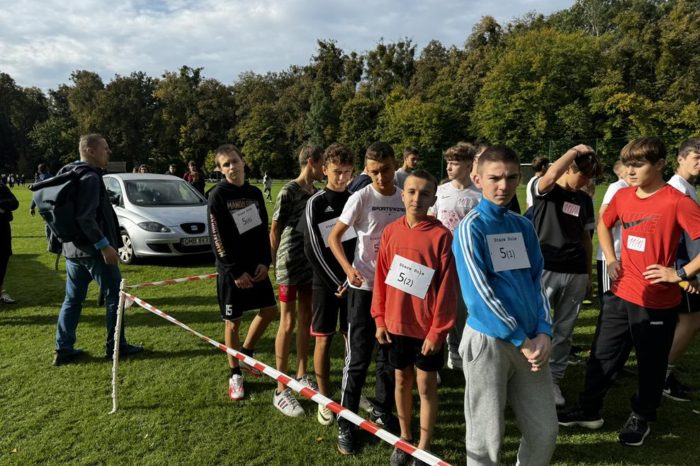 Mistrzostw Powiatu w biegach przełajowych